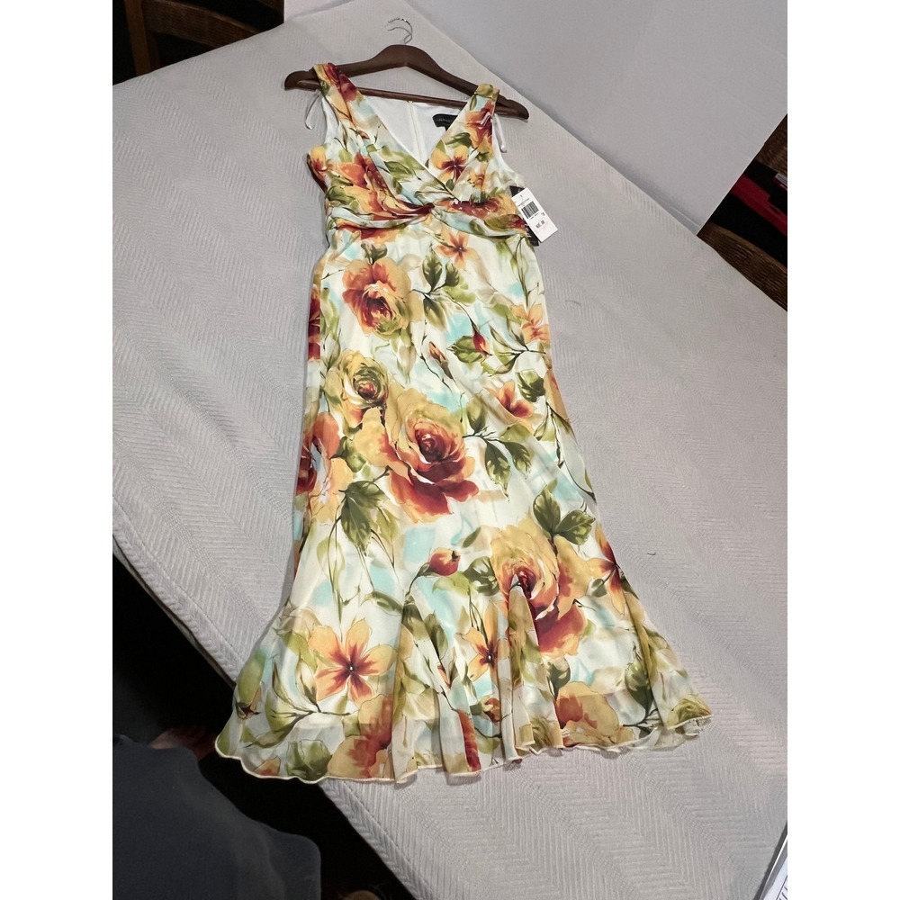 Connected Apparel Womens 10 Sleeveless Surplice Fall Floral Midi Boho Dress NWT